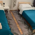 Hostel Movida Μπάρι