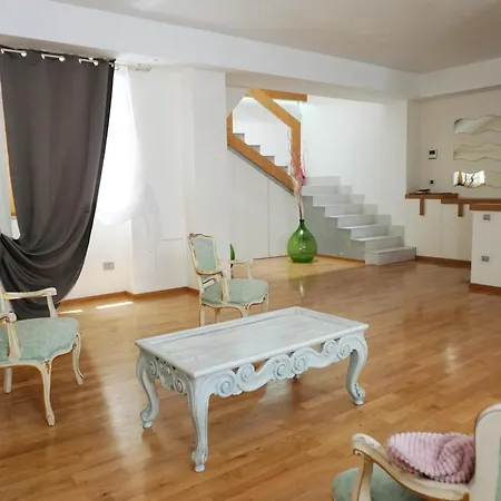 Hostel Movida Bari