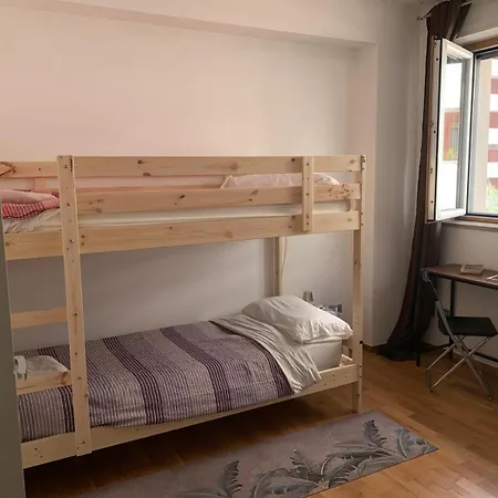 Hostel Movida Bari