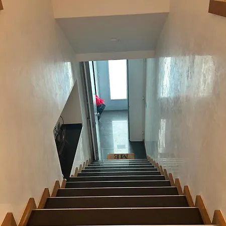 Hostel Movida Bari