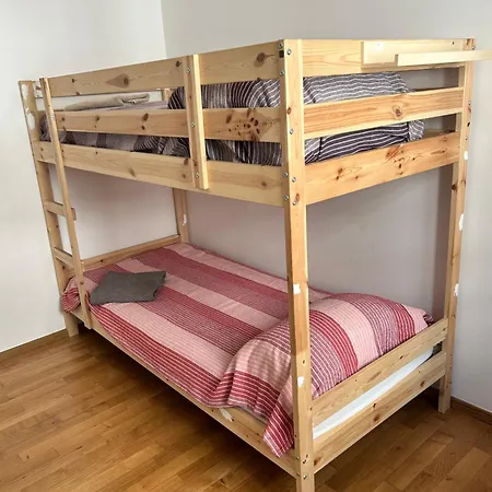Hostel Movida