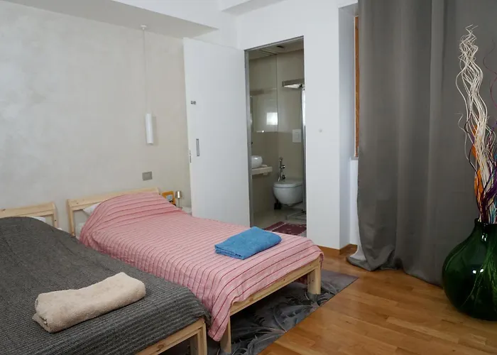 Movida אכסניה בארי